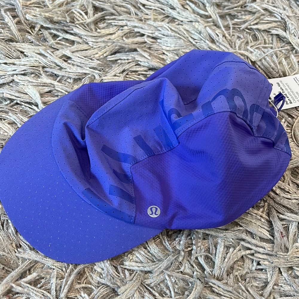NWT lululemon women’s hat
